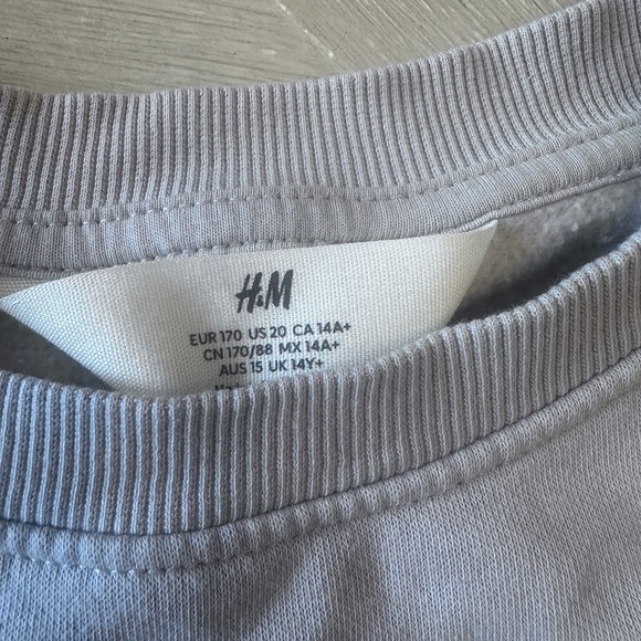 H&M Grey Sweatshirt US20 kids - Picture 5 of 6